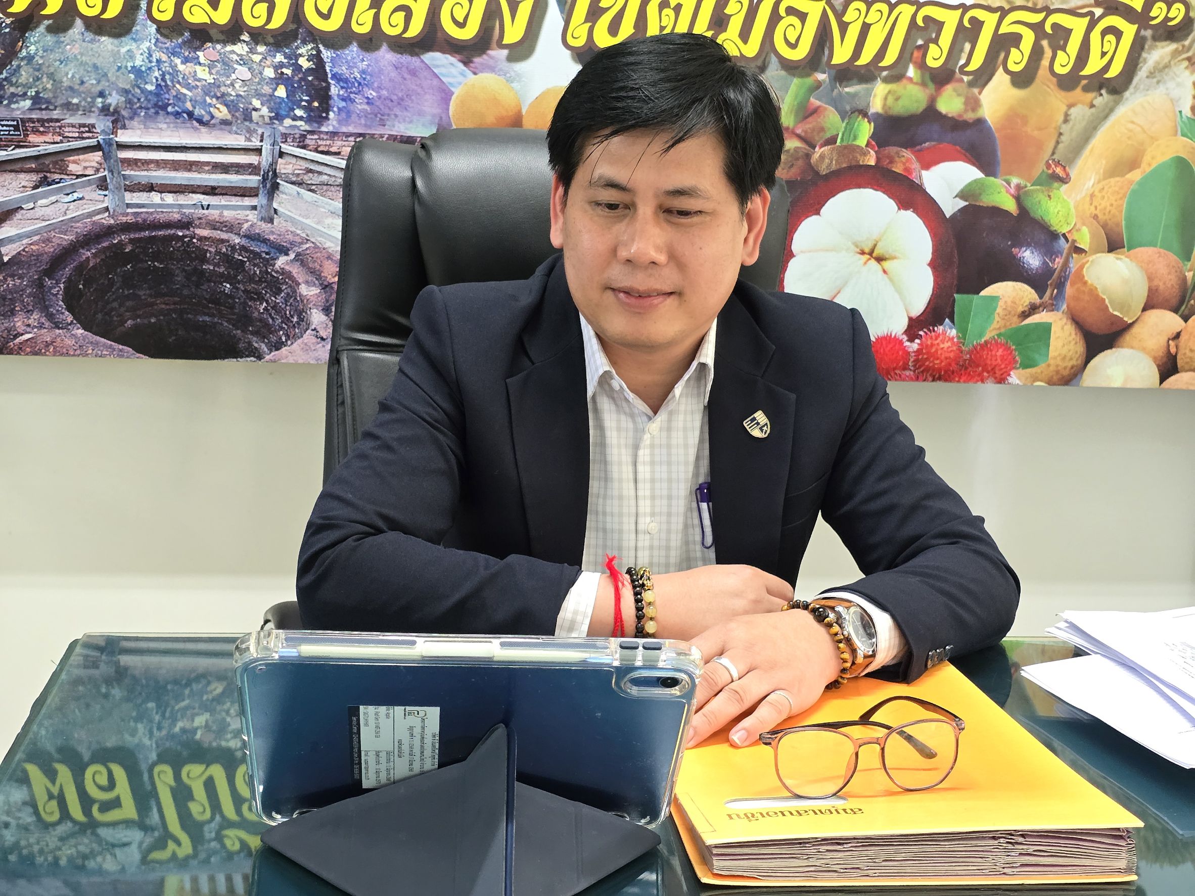 title - วันที่ 2 กรกฎาคม 2569 เวลา 13.30 น. นายวิทูล ประดิษฐบุญ ปฏิรูปที่ดินจังหวัดปราจีนบุรี เข้าร่วมการประชุม ชี้แจงแนวทางการตรวจราชการ กระทรวงเกษตรและสหกรณ์